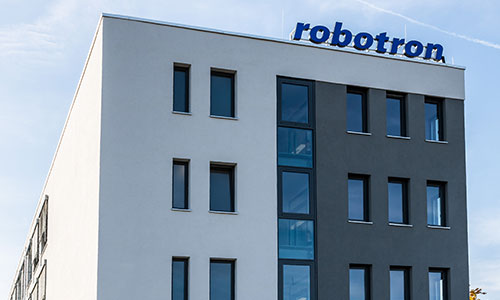 Ansicht des Robotron Firmengebäudes